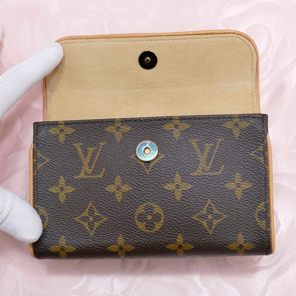 Louis Vuitton Pochette Florentine Monogram Canvas Brown - Picture 7 of 13